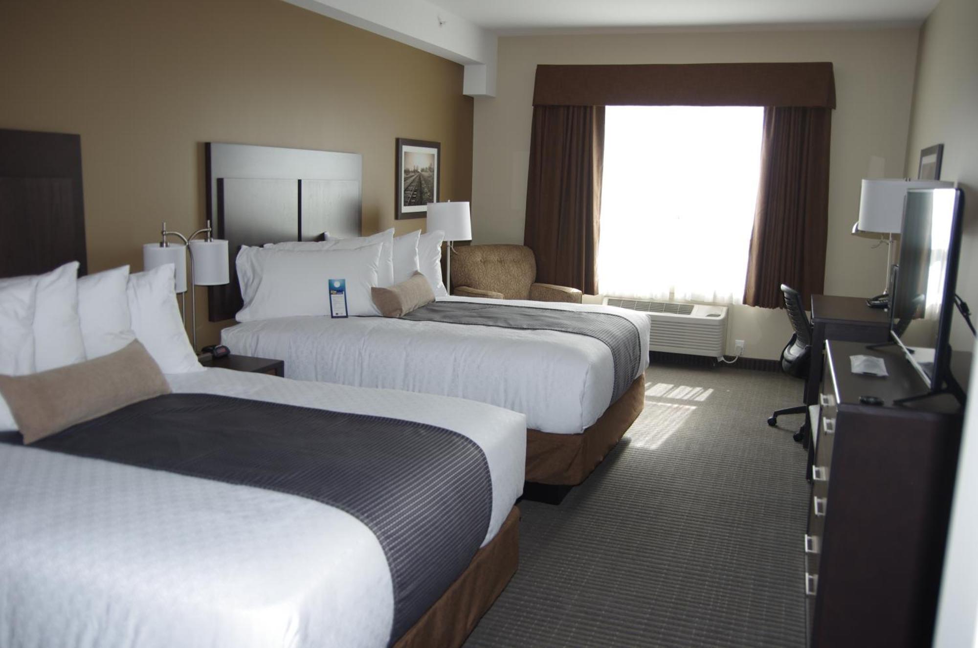 Best Western Plus Lacombe Inn And Suites Oda fotoğraf