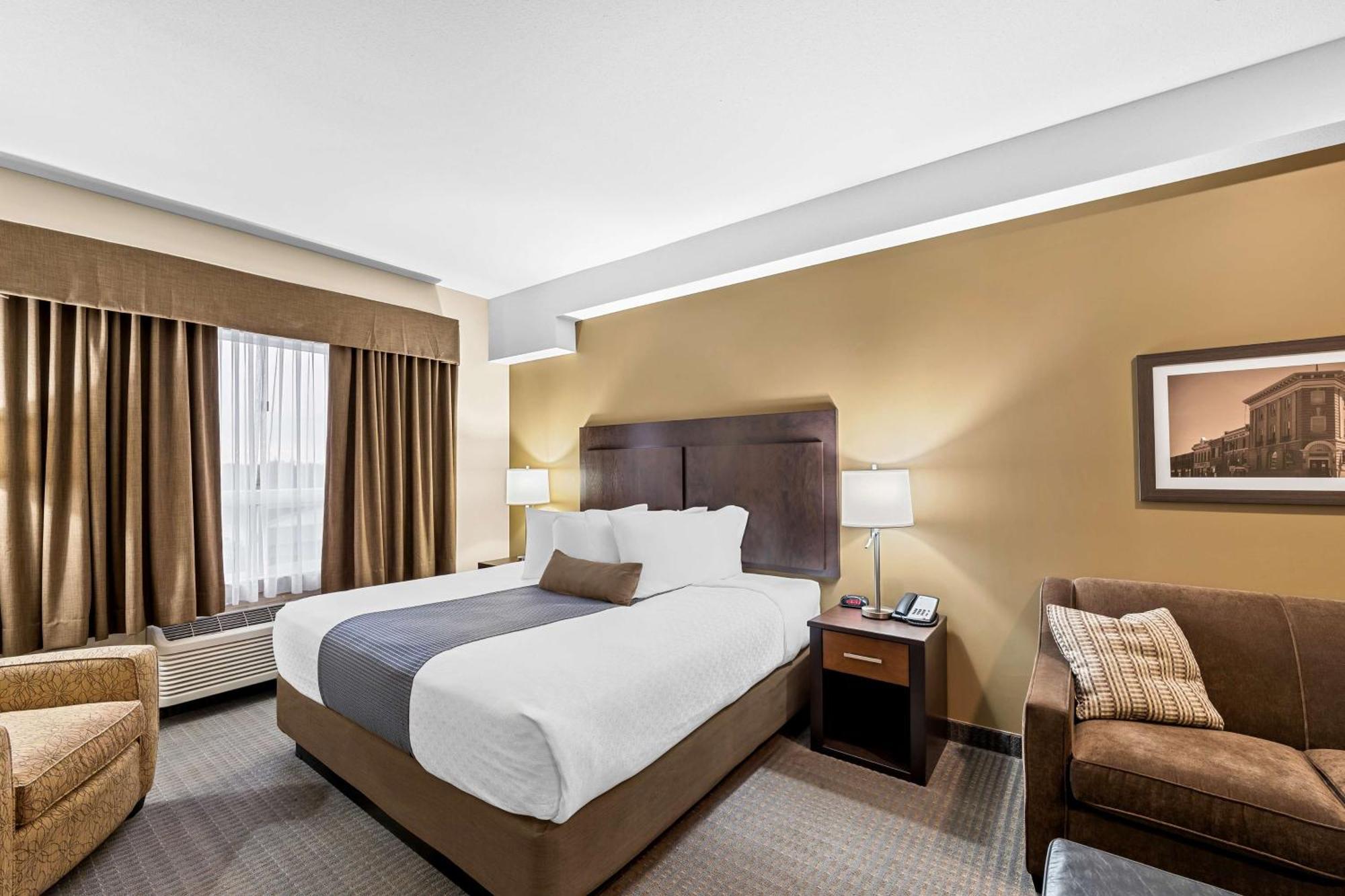 Best Western Plus Lacombe Inn And Suites Dış mekan fotoğraf